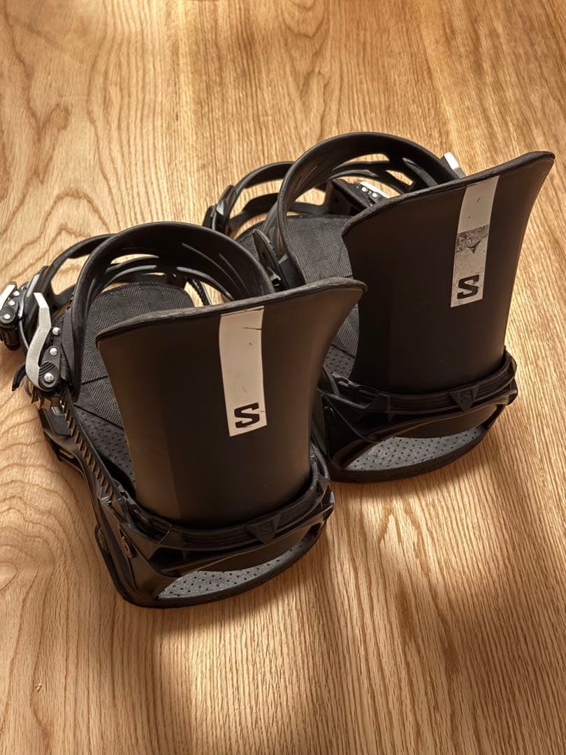 Salomon district サロモン ディストリクト バインディング