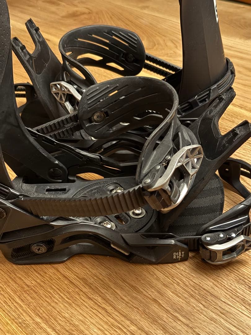 Salomon district サロモン ディストリクト バインディング