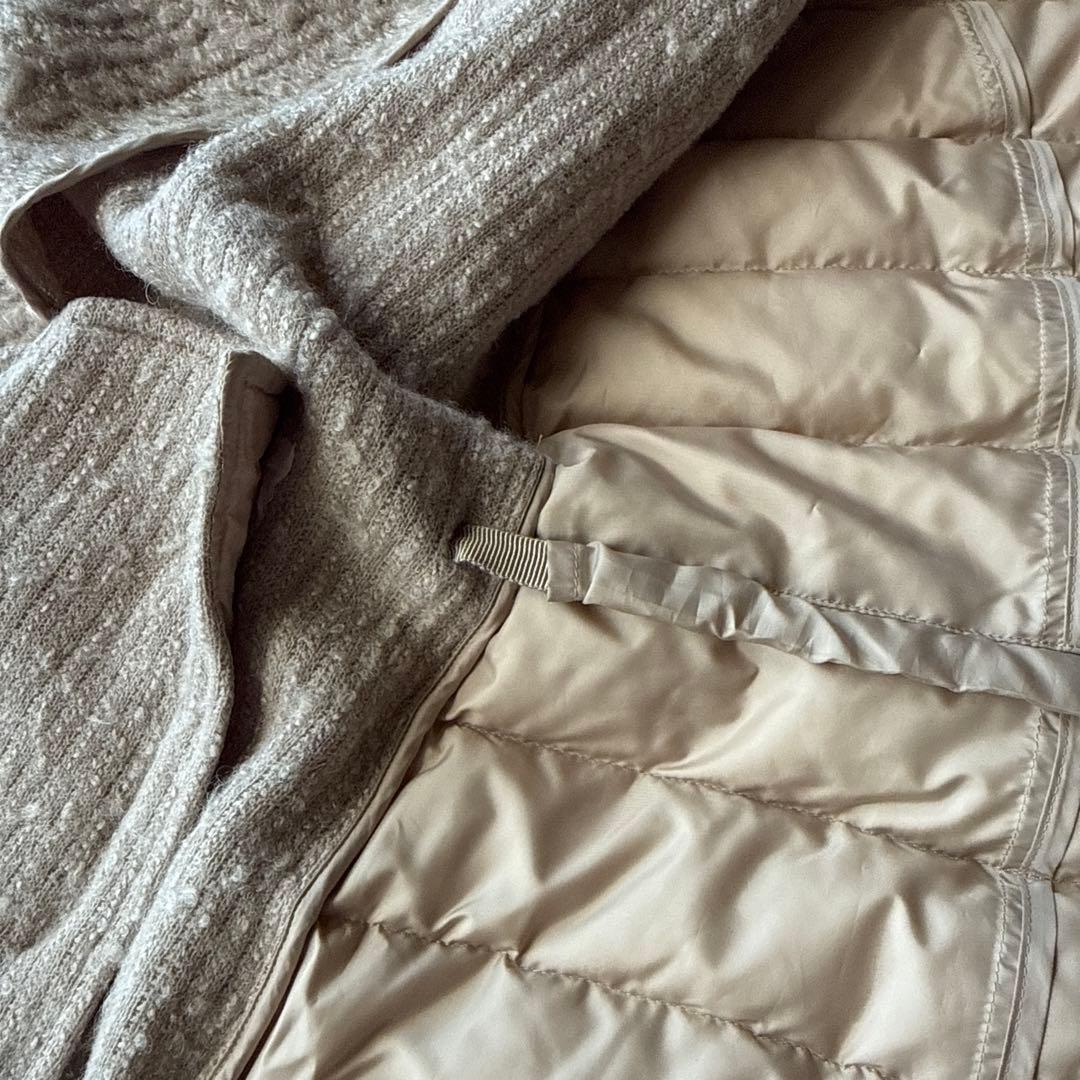 ダーマコレクシン　背中ダウンジャケット？カーディガン　ベージュカラー