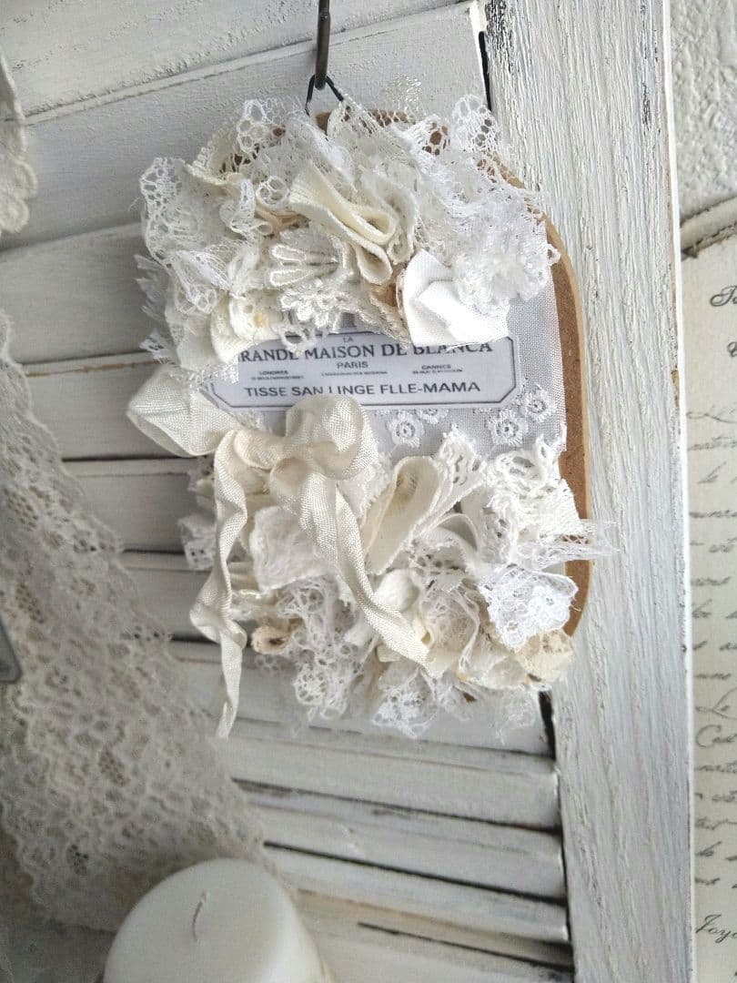 SOLD〜＊レースたっぷりな壁飾り＊〜