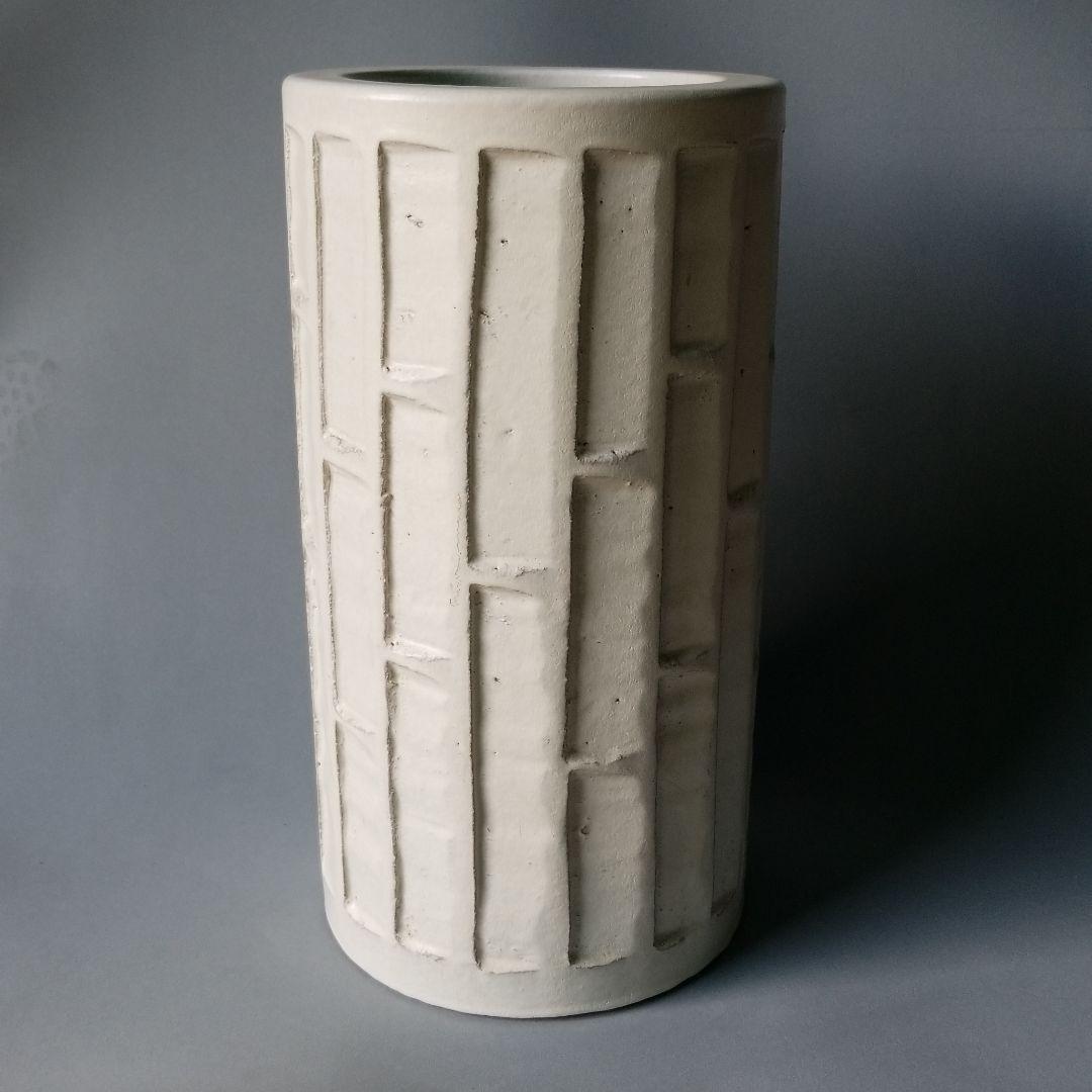 信楽焼傘立て  格子彫 高さ４８cm