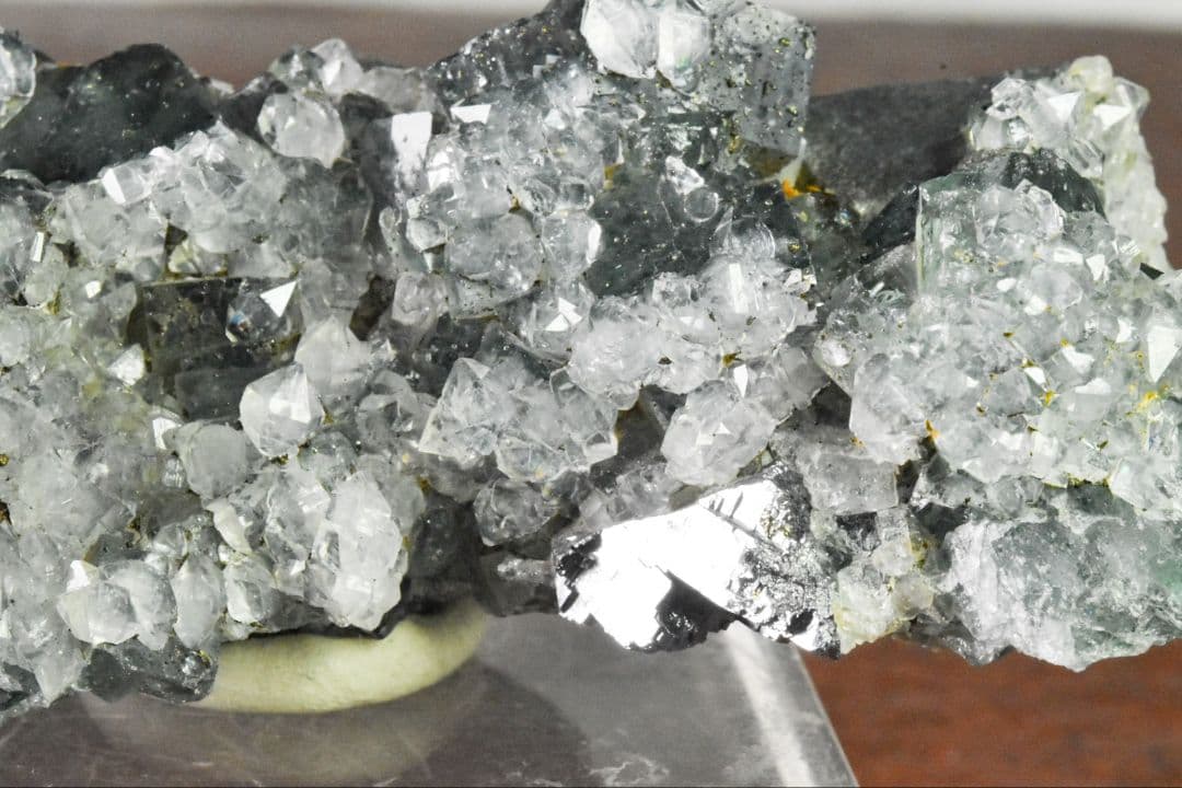 ナイジェリアAkwana産 フローライト02 クラスター