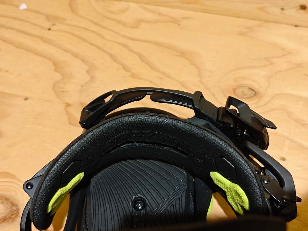 HEAD NX-SIX スノーボードビンディング　バインディング　ヘッド