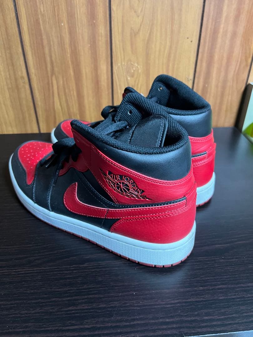 【週末限定セール】Air jordan 1 mid