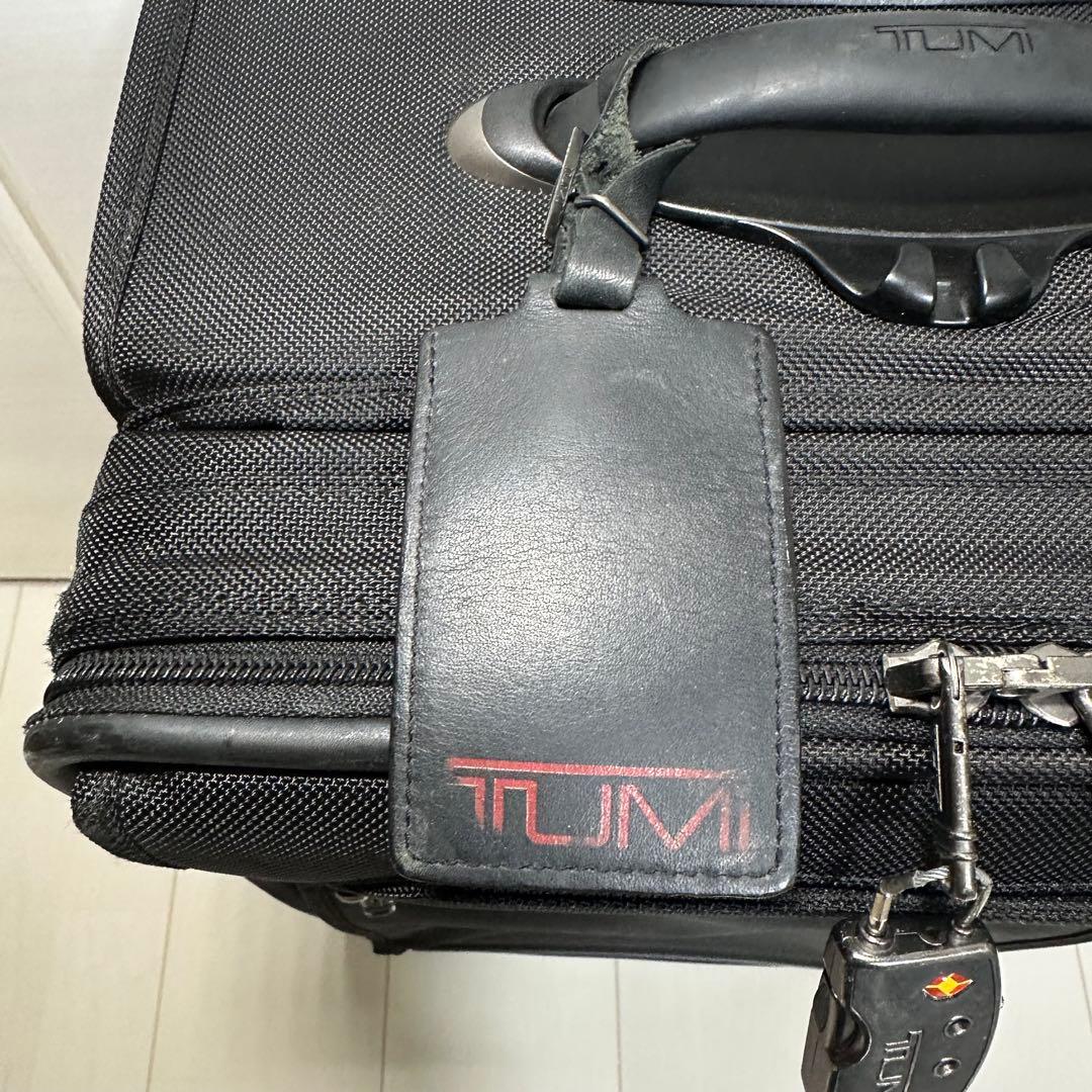 TUMI トゥミナイロン カーフ レザー キャリーケース　ビジネスかばん