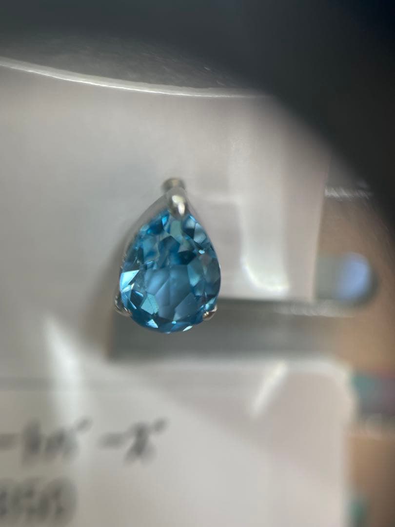 ⭐️【ブルートパーズ】大粒ピアス　pt900　1.7ct　ピアス