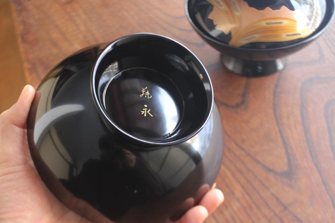 上質黒漆に極上蘭蒔絵の映える大椀2点（検輪島塗蒔絵椀雑煮椀煮物椀