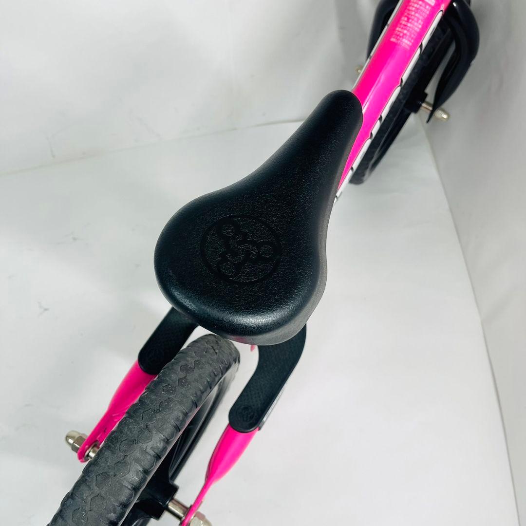 【美品】STRIDER ストライダー スポーツモデル 12インチ ピンク