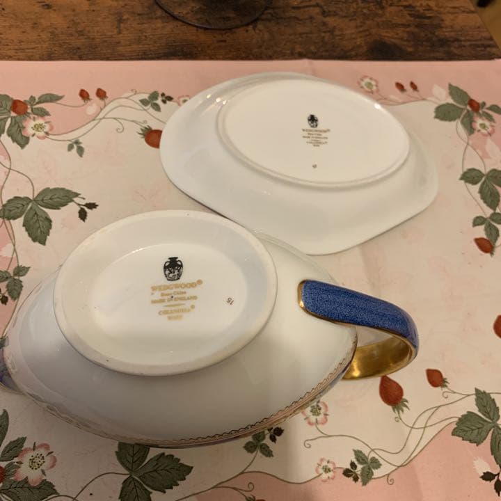 ウェッジウッド コロンビア　パウダーブルー　ソースボード　ソースポット