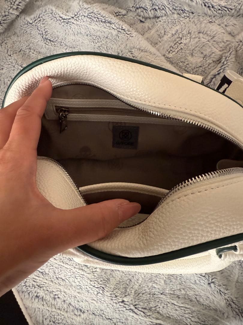 G/FORE ホワイトドーム型バッグ