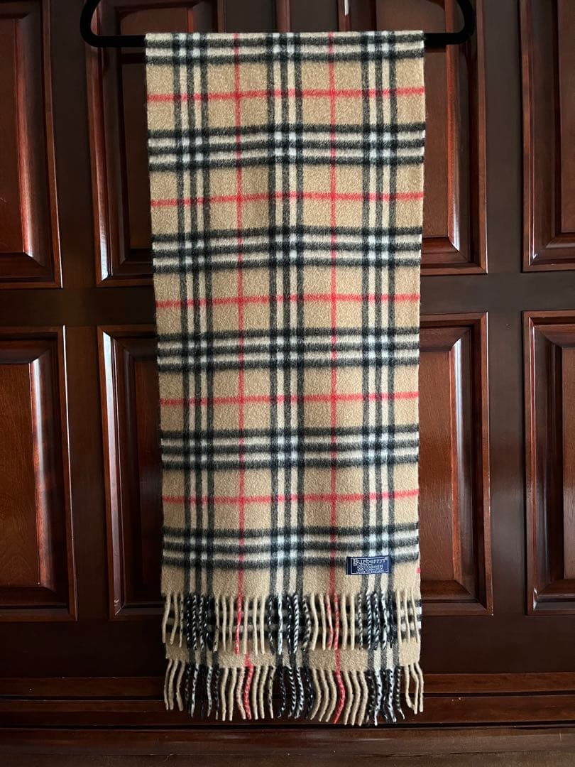 未使用品に近い　Burberry マフラー　男女共用