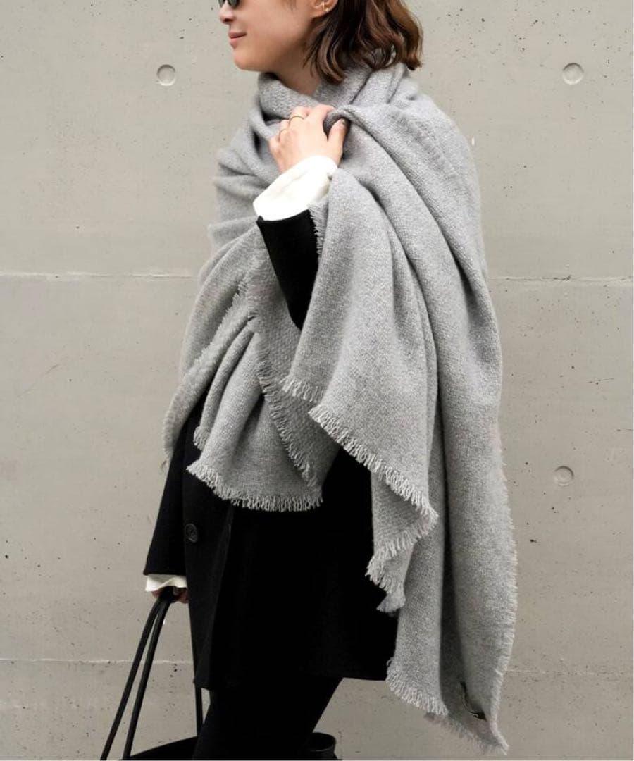 【ALONPI CASHMERE / アロンピ カシミア】グレー　美品！