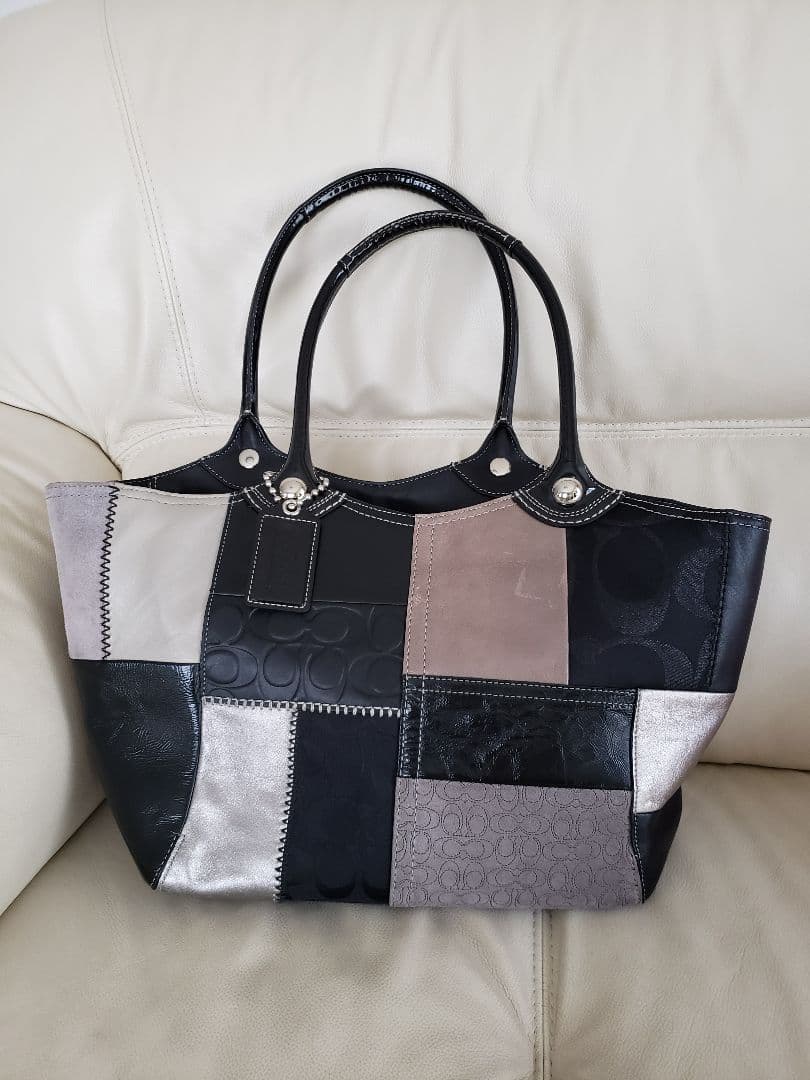 コーチ　トートバッグ　パッチワーク　黒