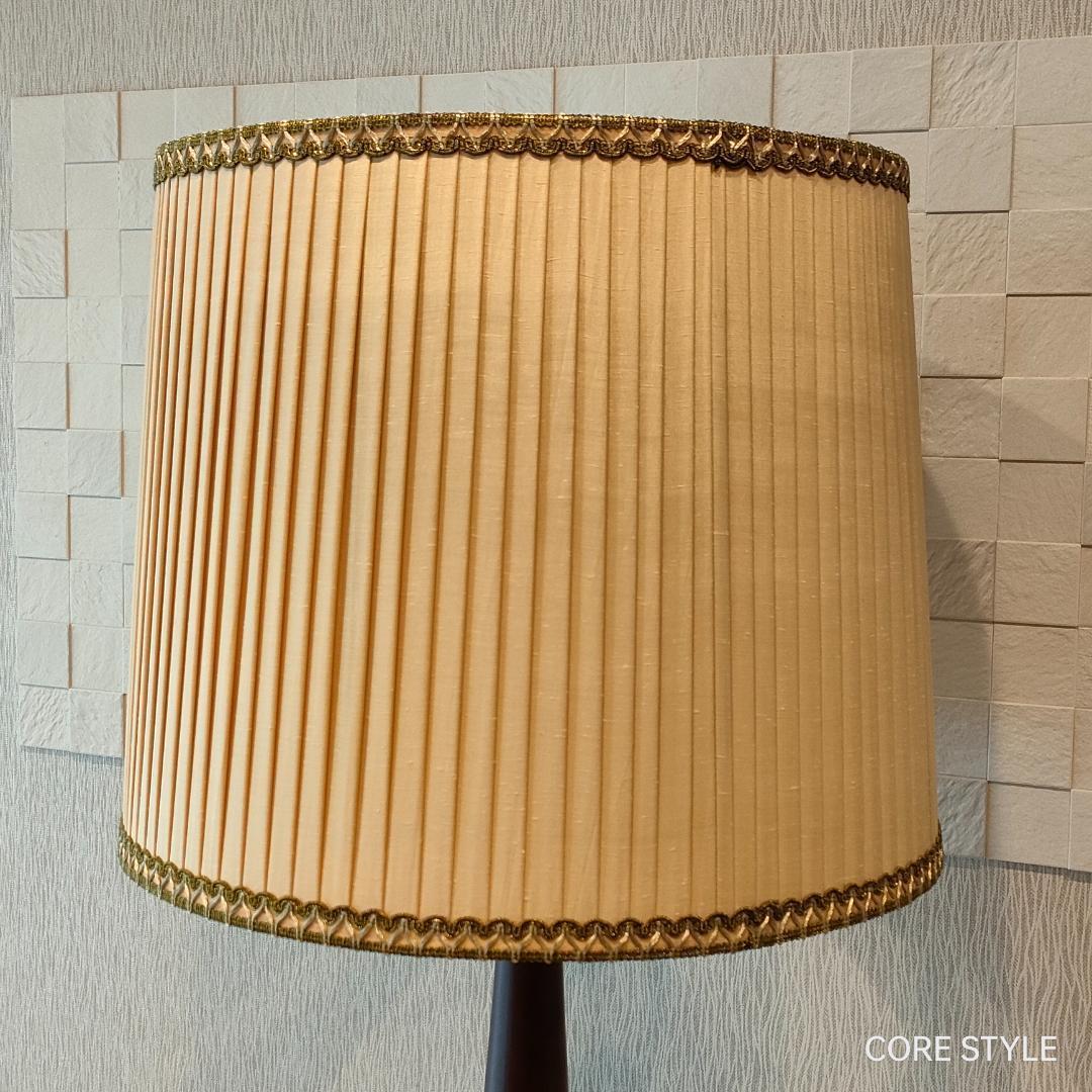 美品　アンティーク　 フロアランプ　照明　布地シェード　A8