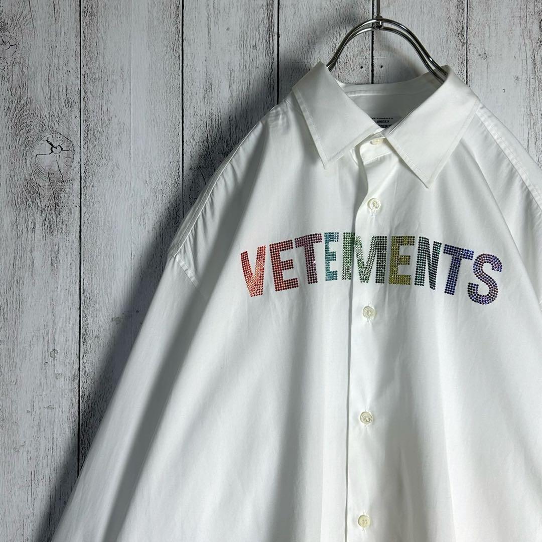 6018【超希少デザイン】ヴェトモン‪☆ラインストーンロゴ入り長袖シャツ 虹ロゴ