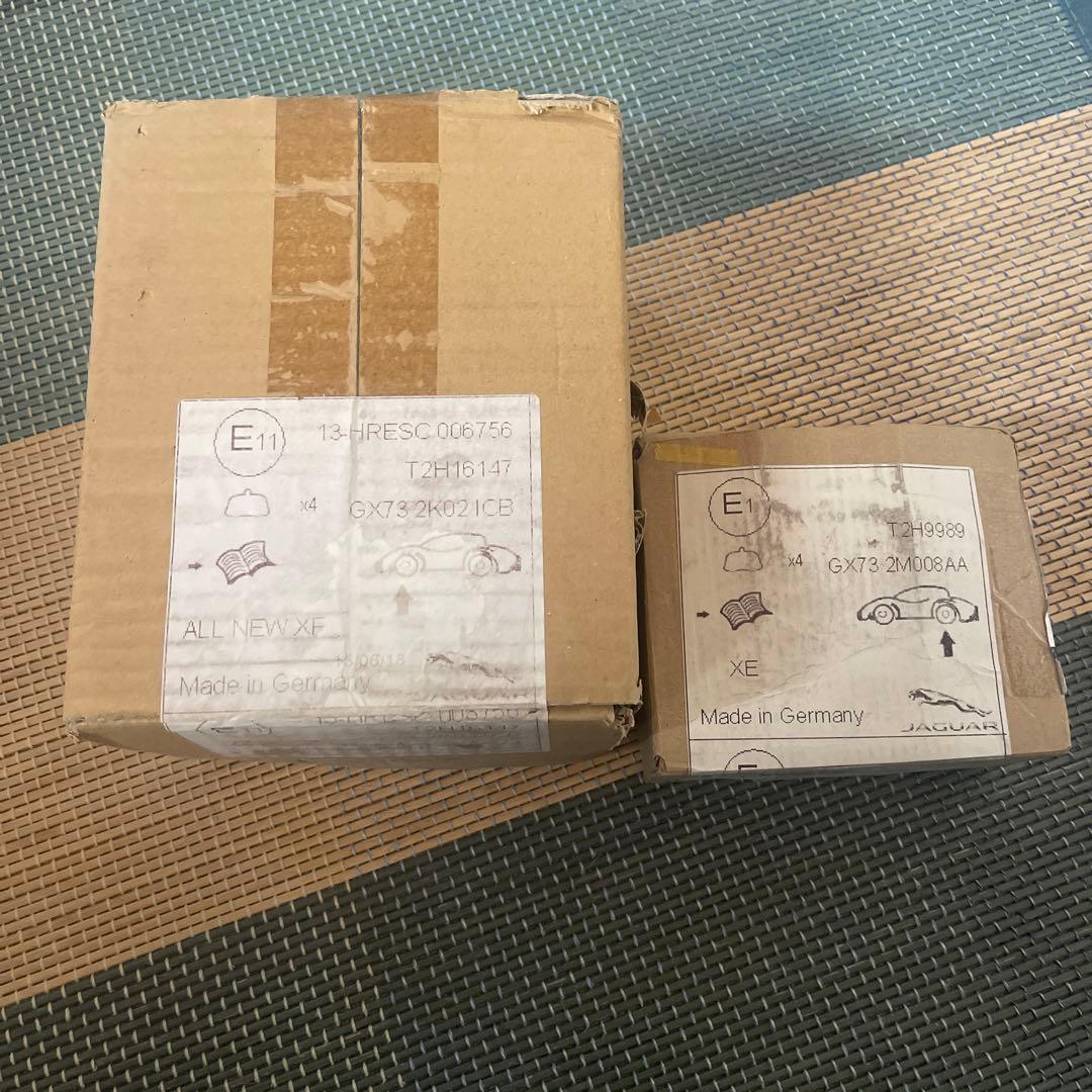 ジャガー　F-Pace 純正フロント&リアブレーキパッド