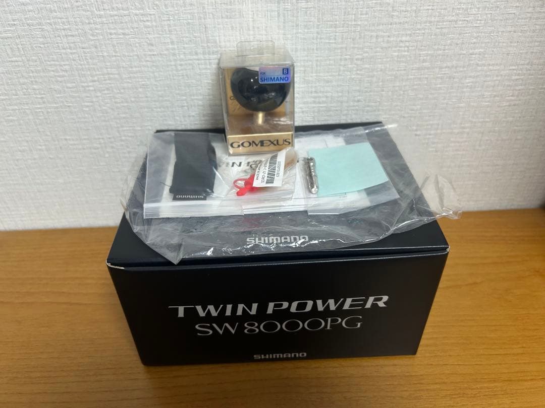 21 ツインパワー SW 8000PG シマノ ゴメクサス　ノブT50B付き