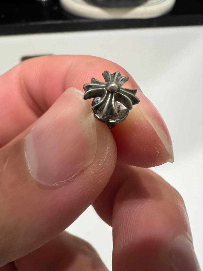 正規品CHROMEHEARTS CHプラススタッドピアス