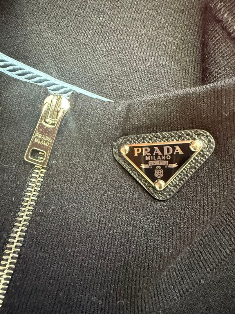 正規品購入PRADAプラダトライアングル三角ロゴプレートロングワンピースドレス