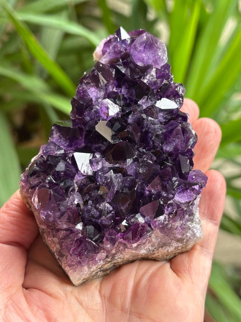 最上級AAA ウルグアイ産アメジスト　401g 濃厚紫　照り艶有り　美しい