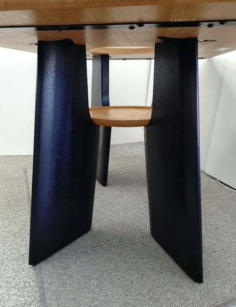 未使用 くつろぐ愛猫を眺めながら過ごせる ダイニングテーブル ナガノインテリア