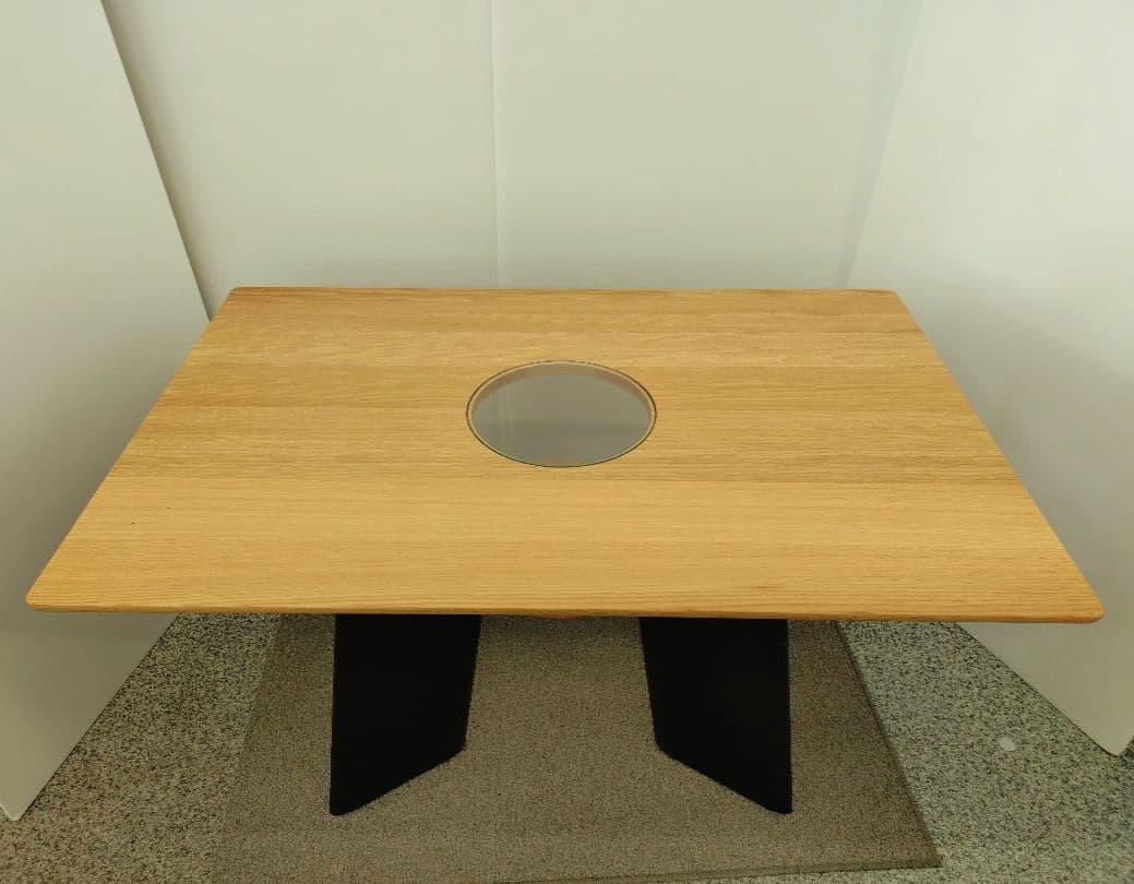 未使用 くつろぐ愛猫を眺めながら過ごせる ダイニングテーブル ナガノインテリア