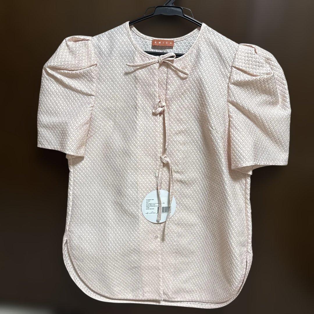 新品未使用タグ付き　AMICA パフスリーブ ピンクシャツ