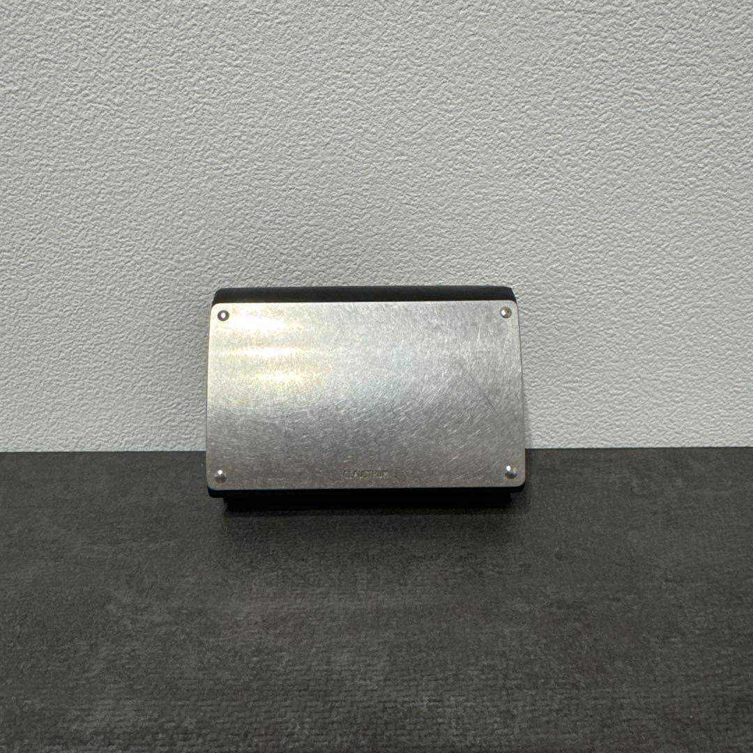 CLAUSTRUM 三つ折り財布