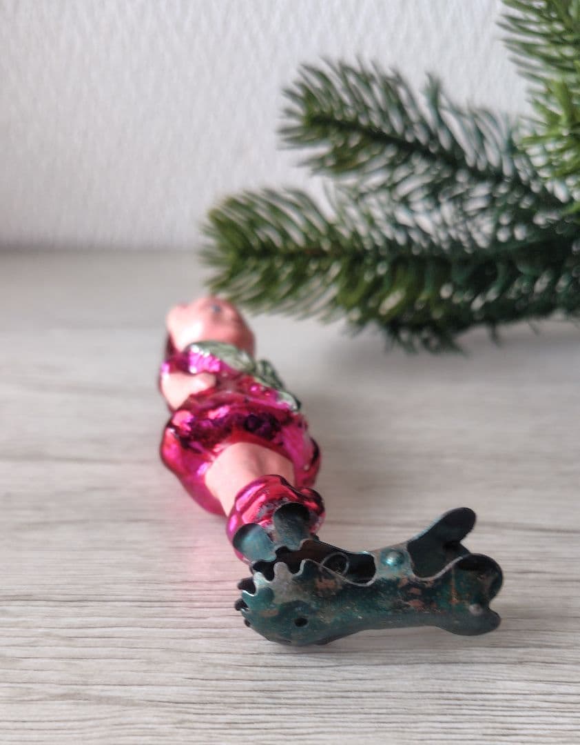 ソビエト　クリスマスオーナメント　苺の女の子　ガラスオーナメント