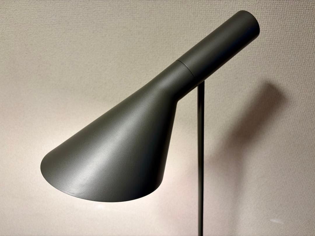 ルイスポールセン Louis Poulsen AJフロアランプ グレー 正規品