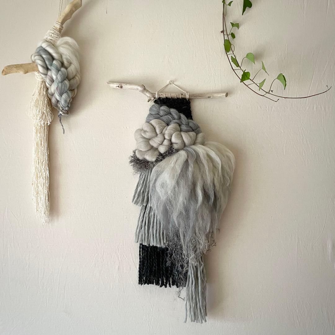 ウィービング タペストリー 『冬の森に棲むいきもの。』