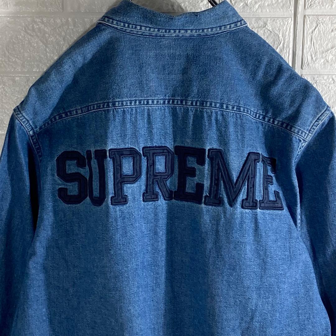 【超人気モデル!!】シュプリーム フロントジップ バック刺繍ロゴ デニムシャツ