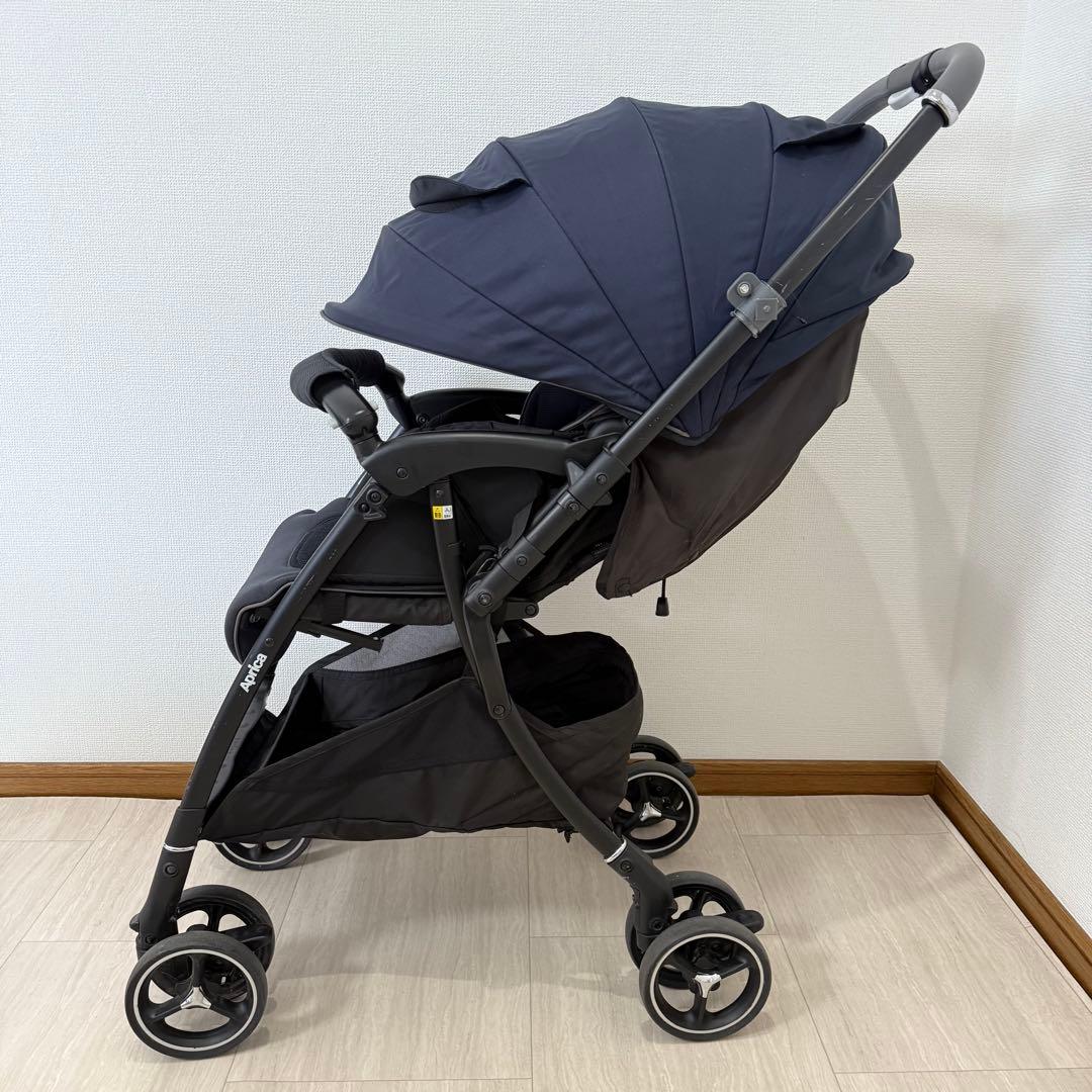 【美品】アップリカ ラクーナクッションAF ベビーカー