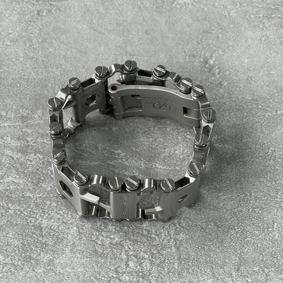 LEATHERMAN TREAD シルバー ブレスレット