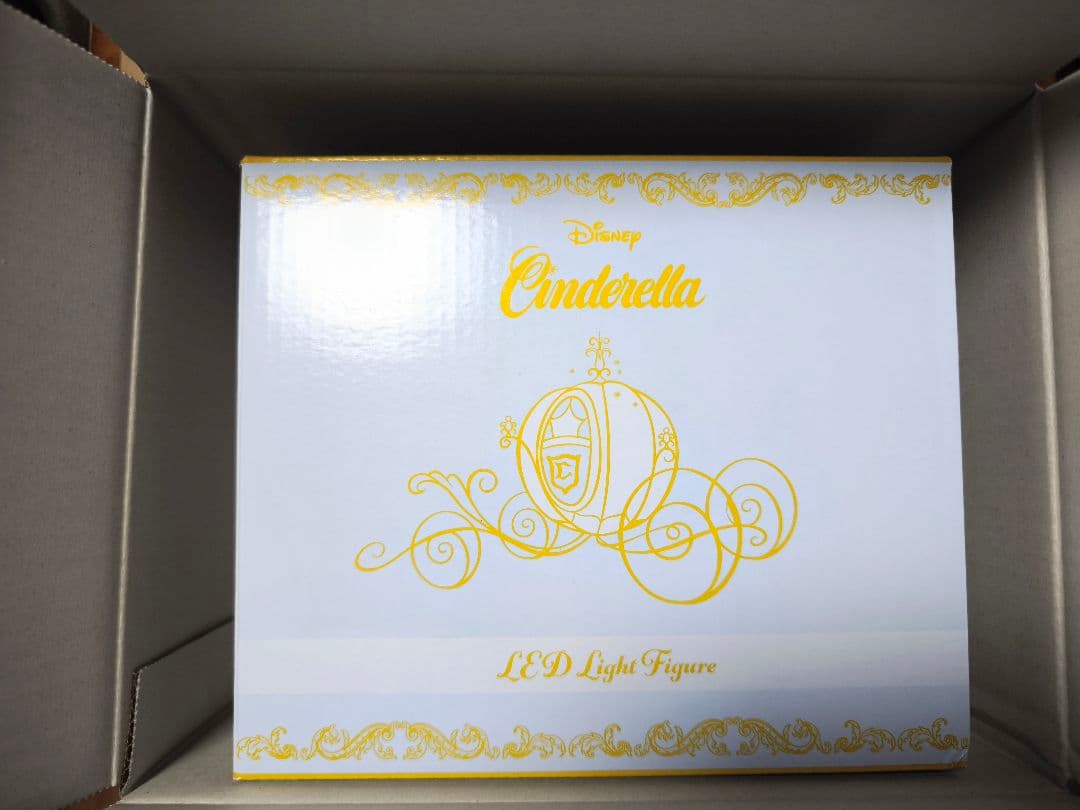 シンデレラ LEDライトフィギュア　Wishing you lovely day