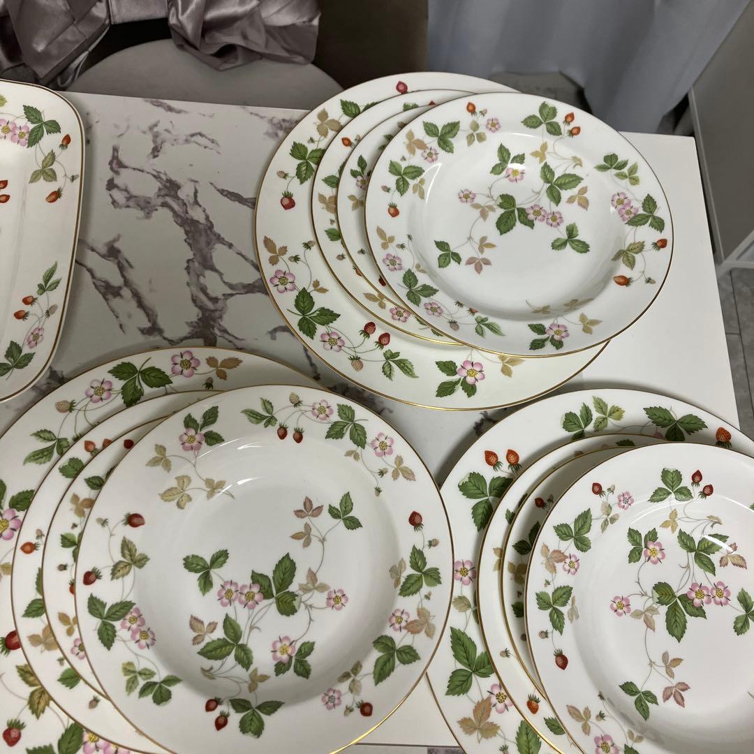 ウエッジウッド　ワイルドストロベリー