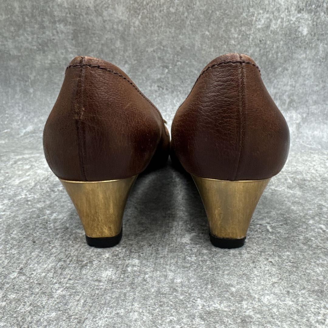 靴 Vintage Prada GOLD Buckle Pumps Sz 37