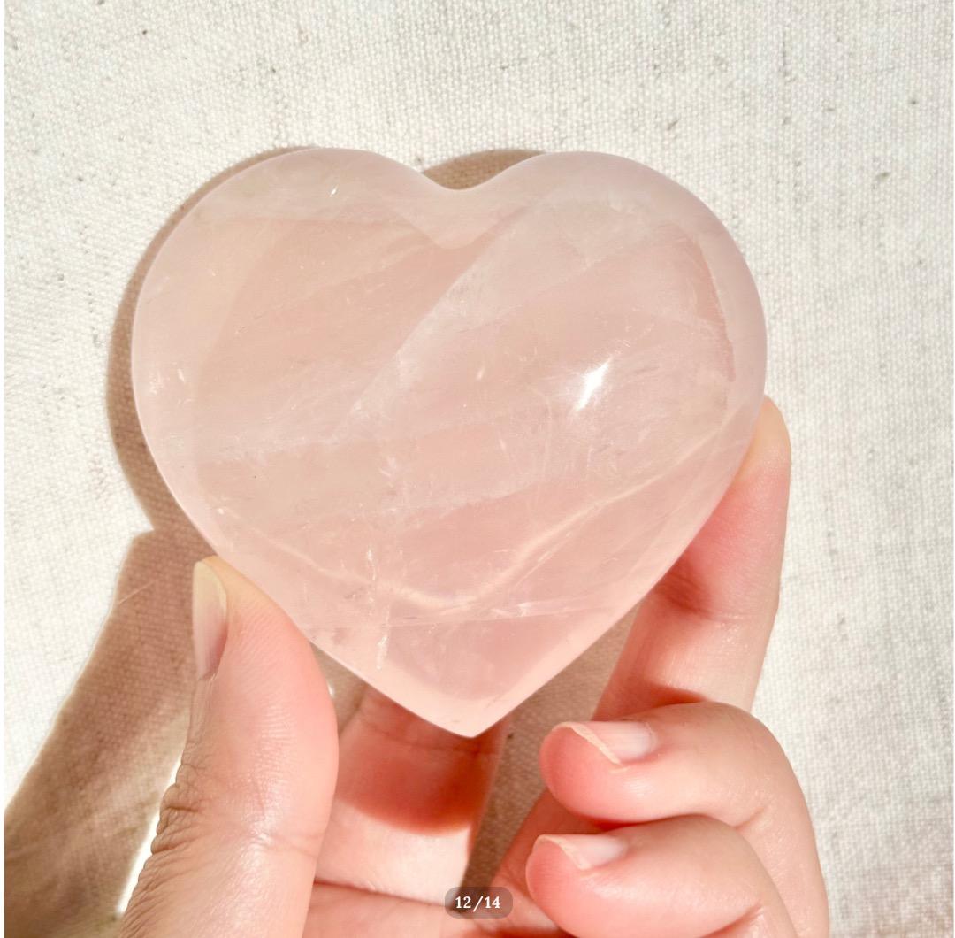 【ローズ クォーツ】　ハート シェイプ ④ スタンド付　ブラジル産