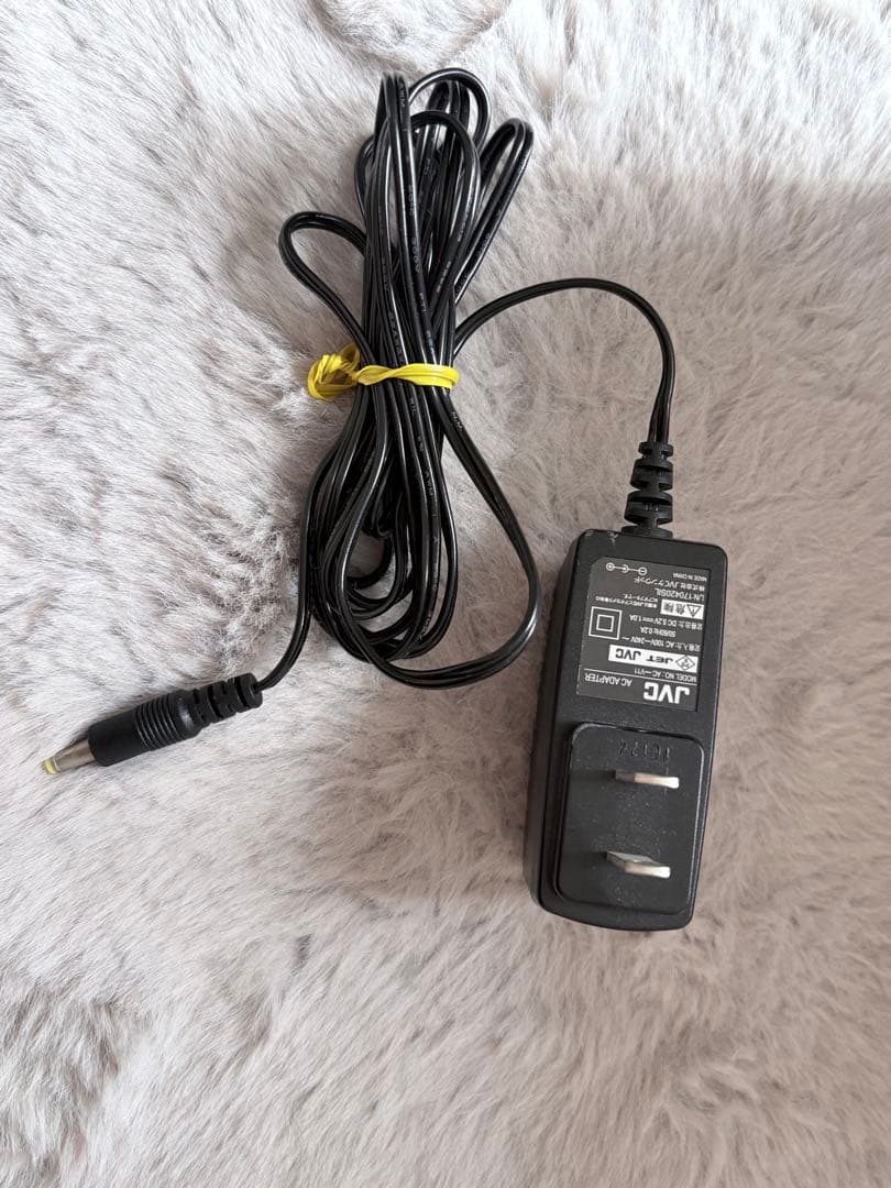 JVC Everio GZ-E780-W ホワイト 純正充電ケーブル付動作確認済