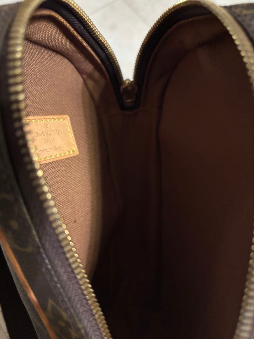 【美品】Louis Vuitton モノグラム ボディバッグ　男女兼用