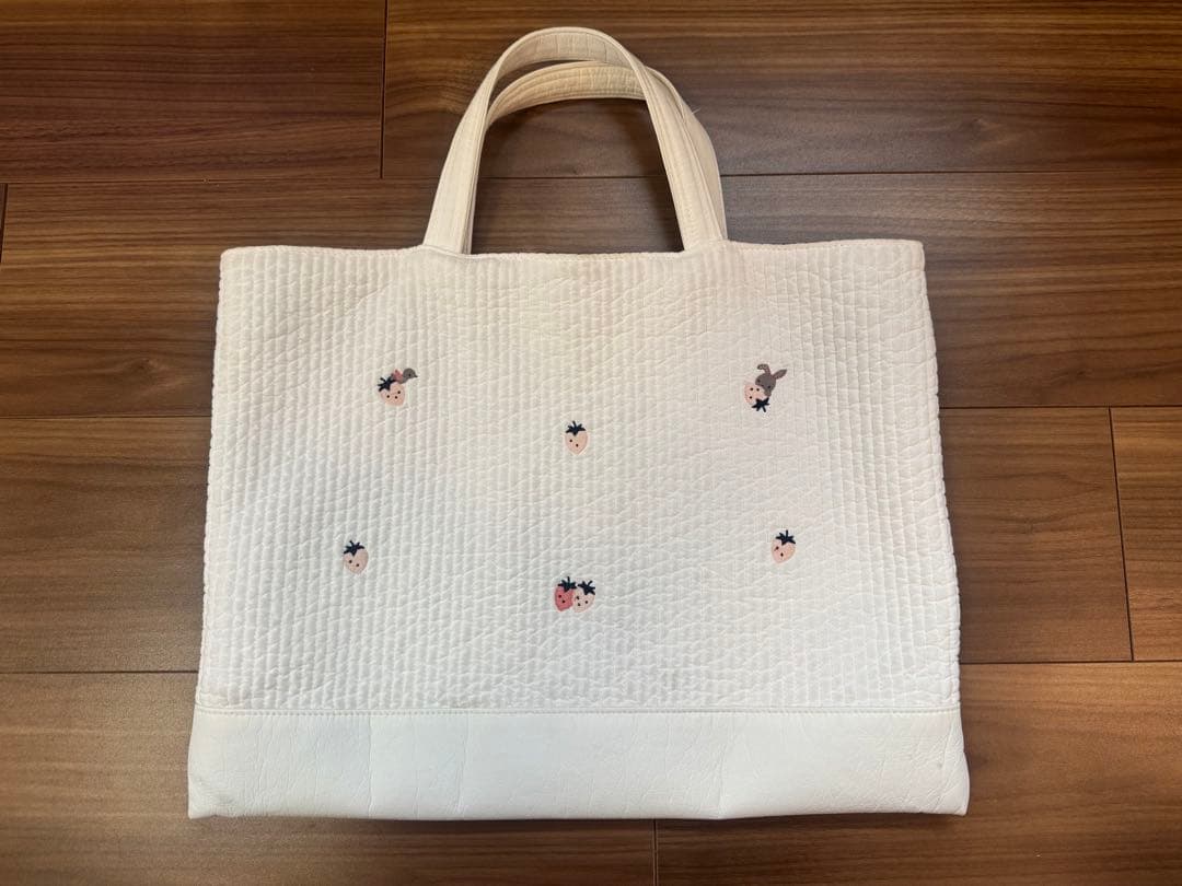 ファミリア×ピオヌンナル　ピアノホワイト