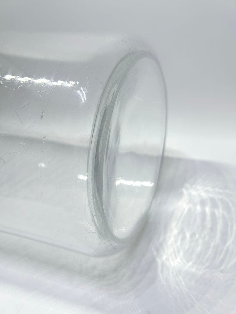 辻和美 「注ぐと受ける器」ガラス片口