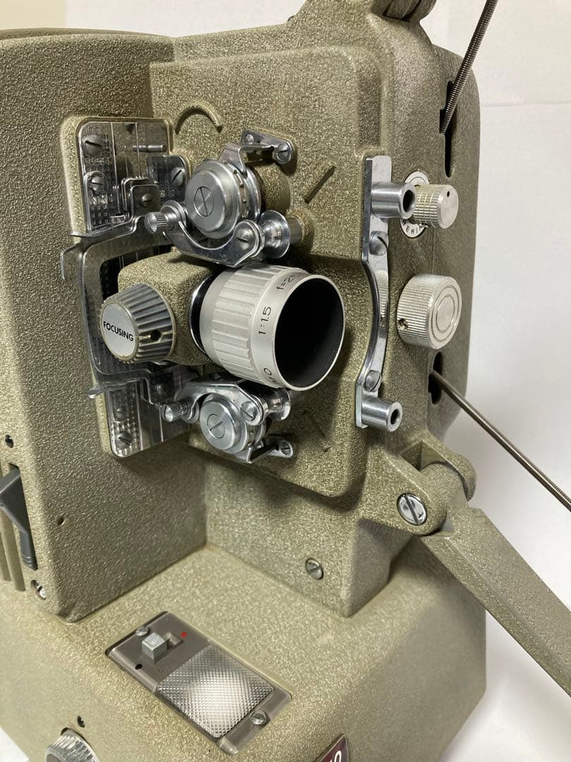 昭和レトロ　エルモ8ミリ映写機