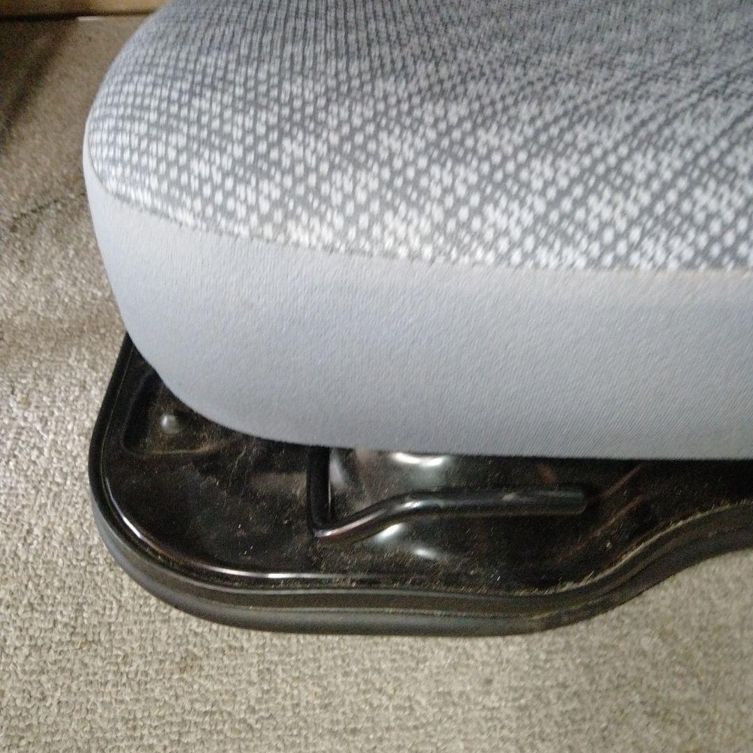 DAIHATSU　ハイゼットトラックトラック　S210後期型　運転手席　シート