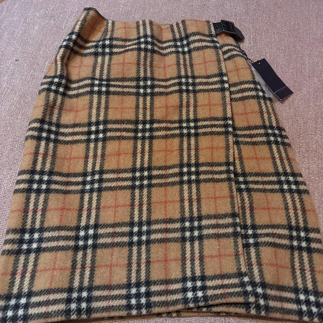 BURBERRY チェック柄 タイトスカート