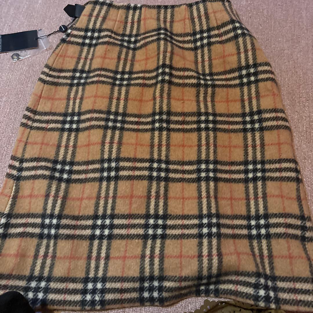 BURBERRY チェック柄 タイトスカート