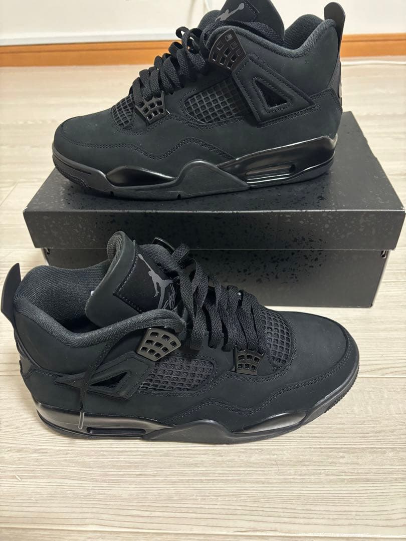 エアジョーダン４ブラックキャット