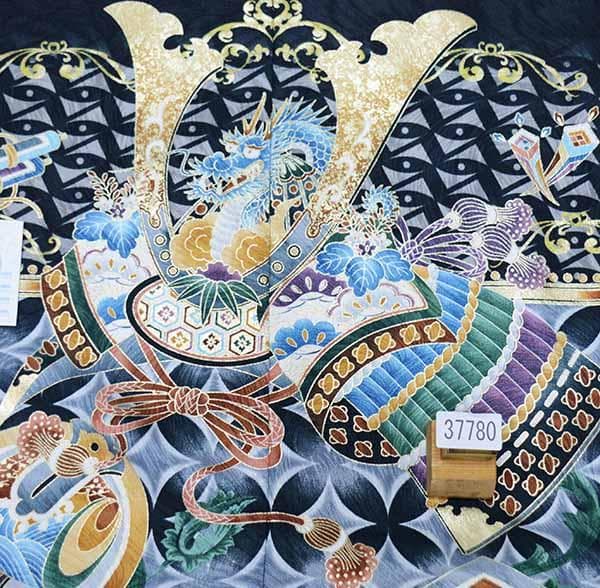 七五三 五歳 男児 羽織袴フルセット 綸子地 黒地 兜 袴変更可 NO37780