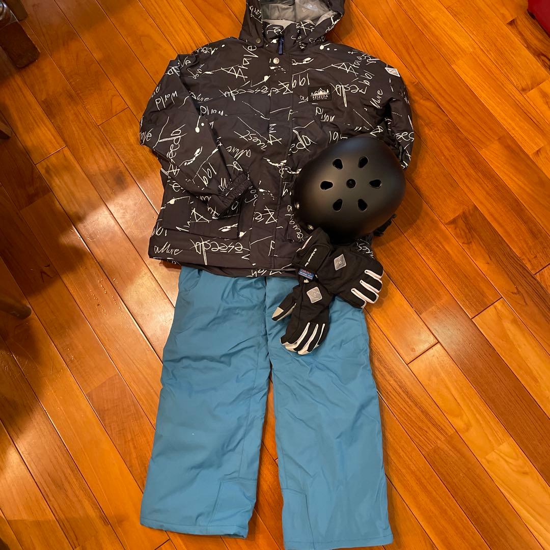 最終値下げ❗️美品スキーウェアセット160 手袋、ヘルメット付き