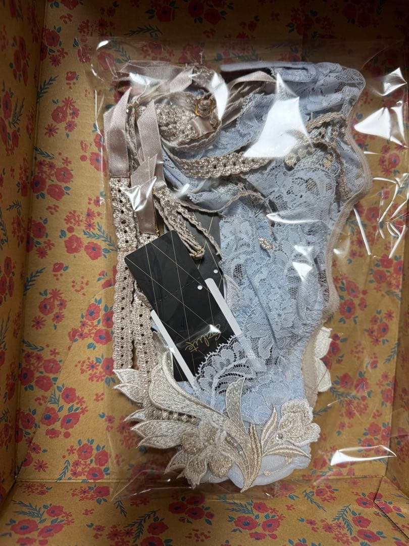 サルート ガーターベルト GTK624 M GY 限定発売品